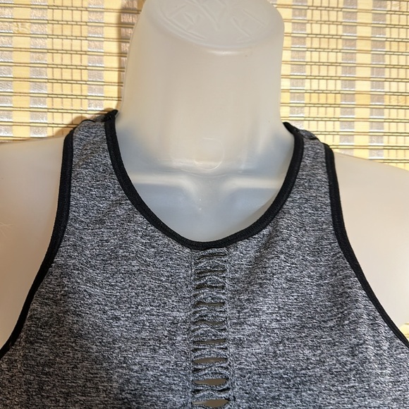 Zobha Heather Gray Cut Out Racerback Sports Bra Large - Picture 5 of 16